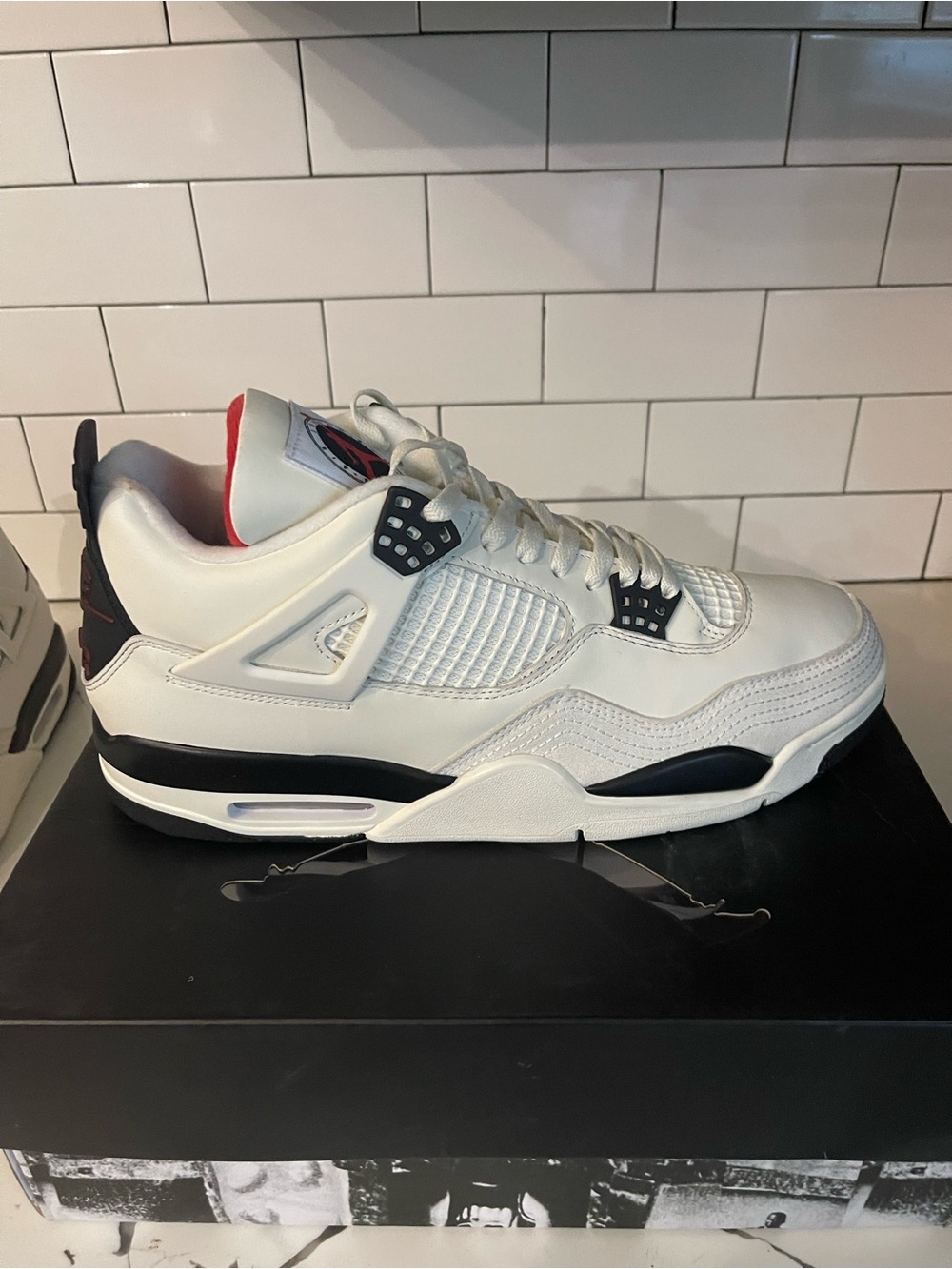 Men’s Retro 4 Fight Club Size 14.